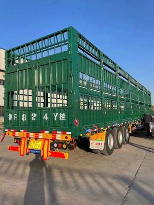 최대 운용량 30000kg 두 층의 동물 가축 가축 반 트레일러 3/4 축