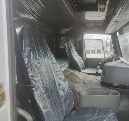 아프리카 시장에 대 한 높은 유료량 Sinotruk HOWO 6X4 트랙터 트럭 머리 왼손 운전