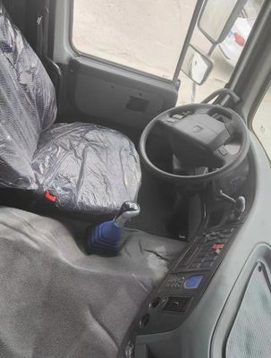 아프리카 시장에 대 한 높은 유료량 Sinotruk HOWO 6X4 트랙터 트럭 머리 왼손 운전