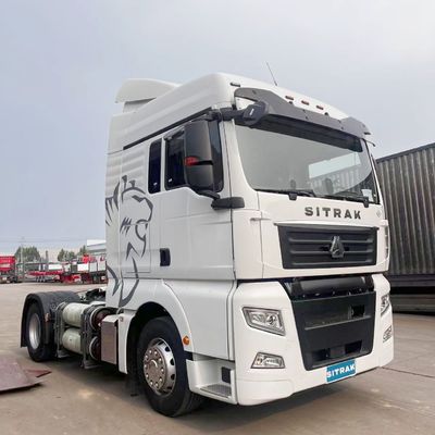 사용 된 트랙터 헤드 트럭 Rhd Sinotruk Sitrak 엔진 용량 8L의 트랙터 트럭