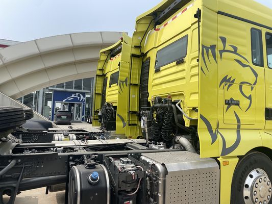 430hp Lhd Rhd 시노트럭 시트랙 트랙터 트럭 4x2 사용 된 트랙터 트럭 3 승객