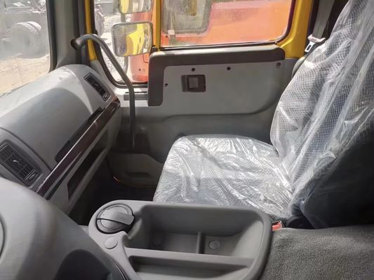 수동 변속기 Sinotruk HOWO 371hp 6*4 트랙터 헤드 트럭 자동 창문